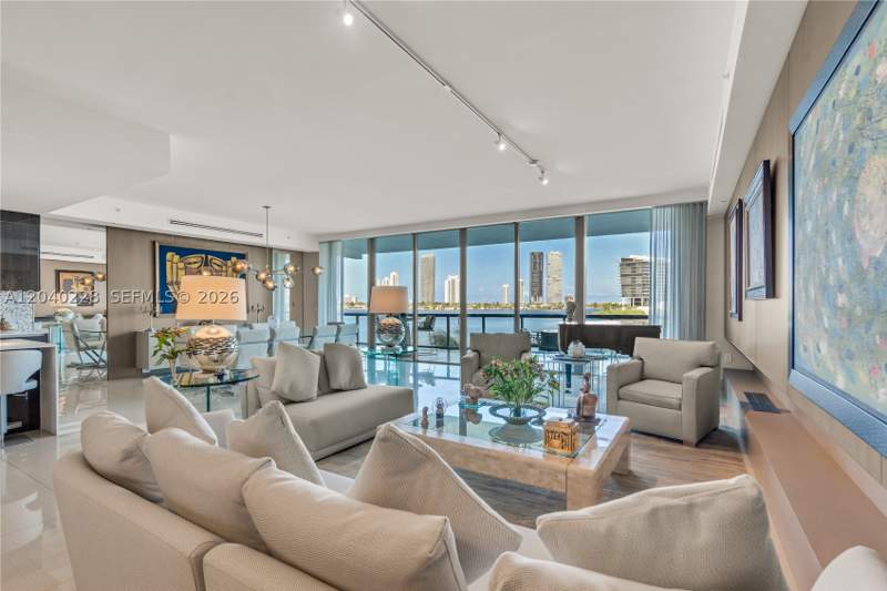 4 bedroom Condominium at 3300 NE 188th St 318, Echo Condo, Aventura — photo 4