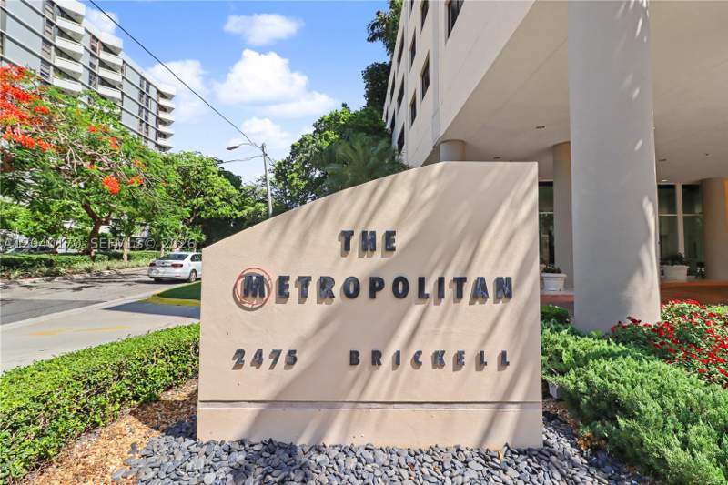 2 bedroom Condominium at 2475 Brickell Ave 704, The Metropolitan Condo, Miami — photo 3