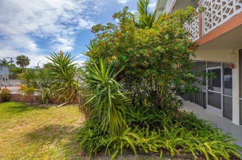 1450 NE 170th St 115, North Miami Beach FL - photo 6 of 36