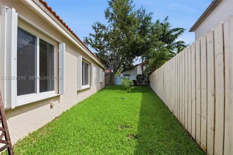 110 Cameron Ct, Weston FL - photo 9 of 66
