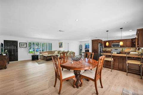 14501 SW 99th Ave, Miami FL - photo 9 of 61