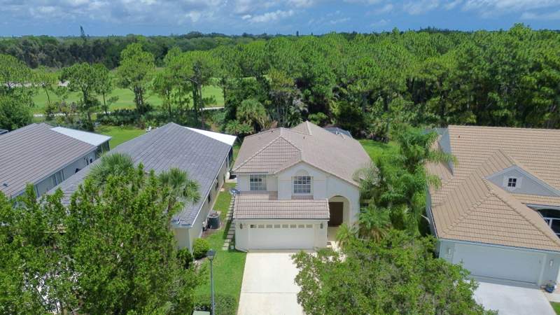 4 bedroom SingleFamilyResidence at 6467 SE Wild Olive Lane, Summerfield, Stuart — photo 4