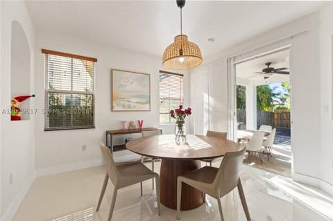 11558 NW 84th St, Doral FL - photo 12 of 43