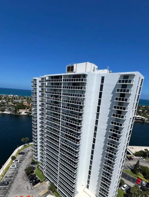 20505 E Country Club Dr 835, Aventura FL - photo 18 of 26