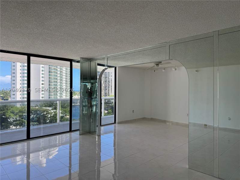 2 bedroom Condominium at 20505 E Country Club Dr 835, Waterview Condo, Aventura — photo 4