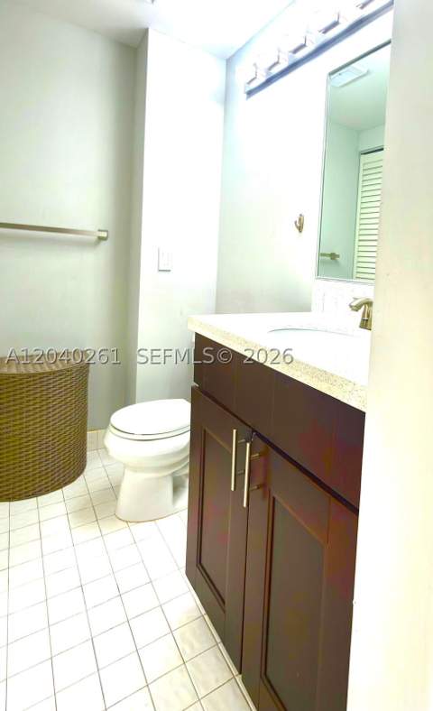3610 Yacht Club Dr 215, Aventura FL - photo 11 of 17