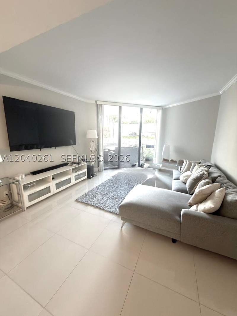 2 bedroom Condominium at 3610 Yacht Club Dr 215, Portsview @ The Waterways, Aventura — photo 2