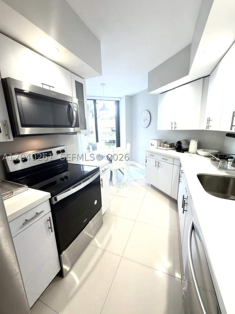 2 bedroom Condominium at 3610 Yacht Club Dr 215, Portsview @ The Waterways, Aventura — photo 5