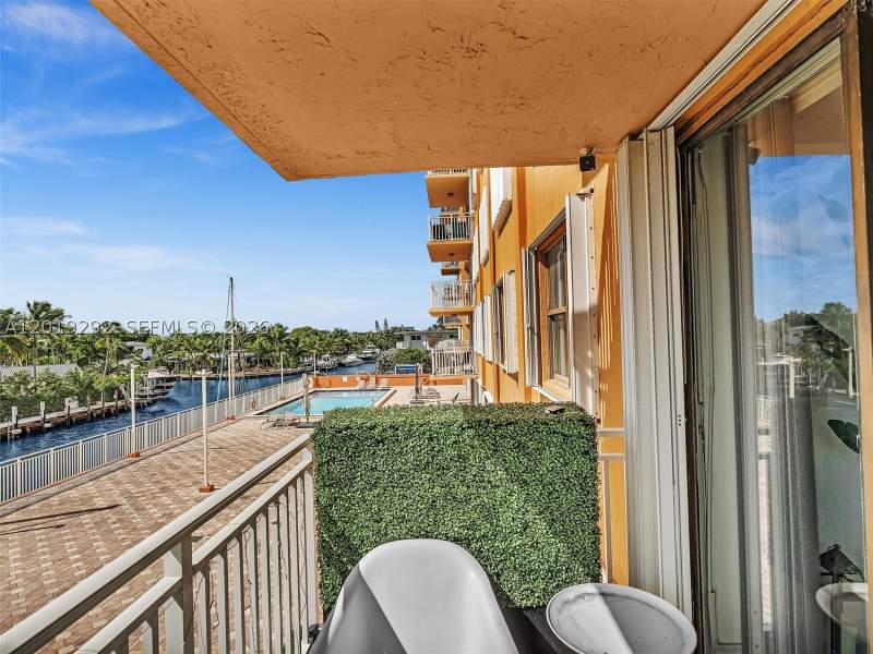 2 bedroom Condominium at 2450 NE 135th St 201, Waterside Towers Condo, North Miami — photo 3