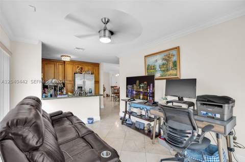 10170 NW 54th Ter, Doral FL - photo 14 of 47