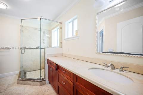 6185 W 10th Ave, Hialeah FL - photo 17 of 30
