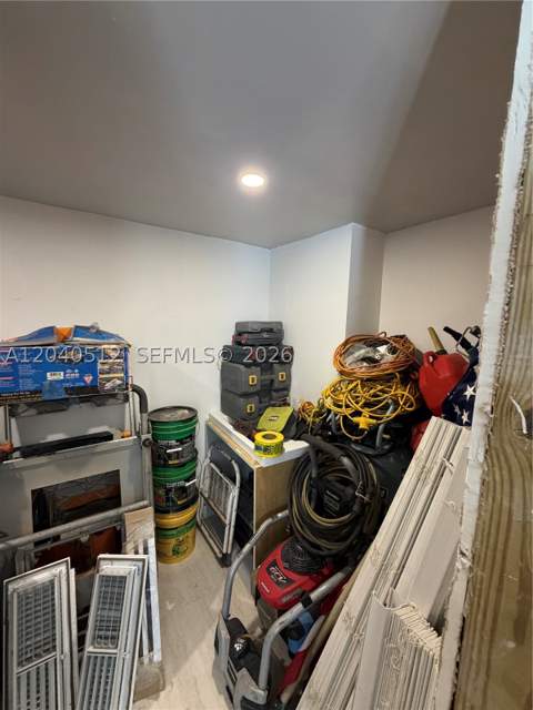 867 NW 109th St, Miami FL - photo 9 of 12