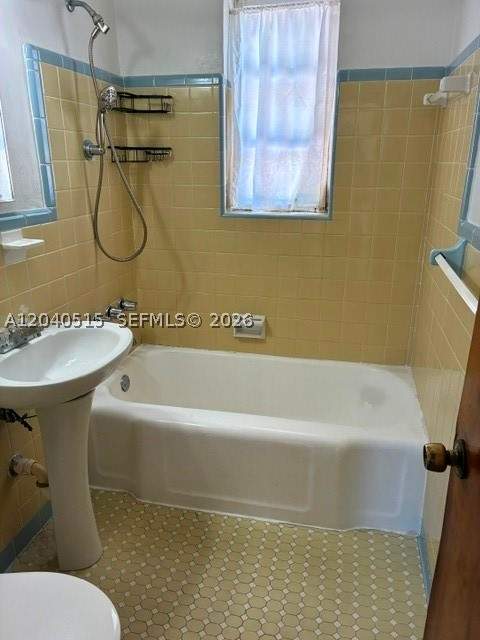 2 bedroom SingleFamilyResidence at 6741 SW 5th Ter, Zena Gardens, Miami — photo 5