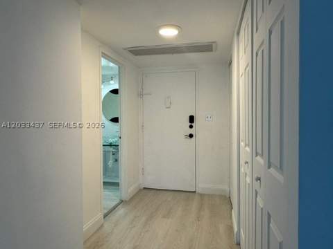 5401 Collins Ave 513, Miami Beach FL - photo 16 of 40