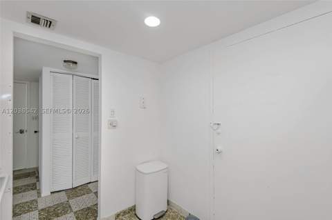 401 Ocean Dr 810, Miami Beach FL - photo 15 of 27