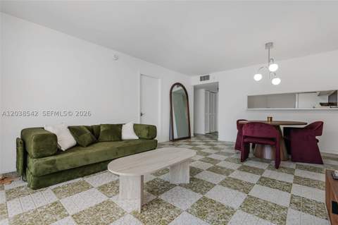 401 Ocean Dr 810, Miami Beach FL - photo 7 of 27