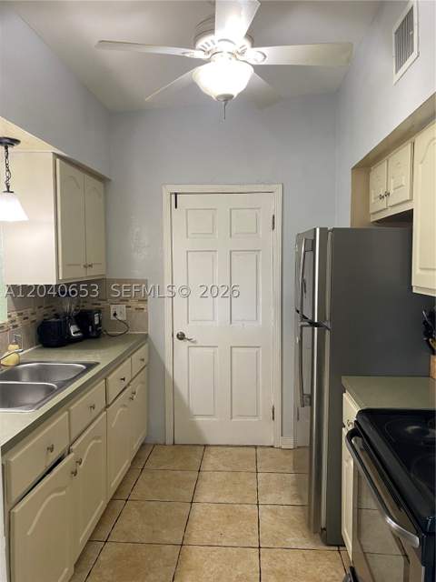 540 NW 111 St, Miami FL - photo 6 of 20
