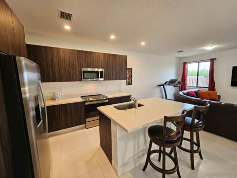 15743 SW 136th Terrace, Miami FL - photo 9 of 44