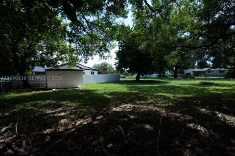 1860 NW 81st St, Miami FL - photo 15 of 17
