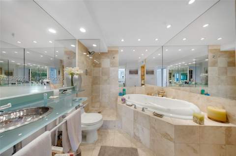 465 Ocean Dr 1009, Miami Beach FL - photo 22 of 31