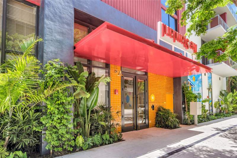1 bedroom Condominium at 90 NE 32nd Ph03, Midtown Park, Miami — photo 3