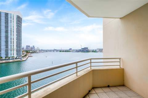 888 Brickell Key Dr 1010, Miami FL - photo 10 of 27