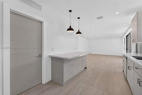 2240 SW 13th St, Miami FL - photo 10 of 35