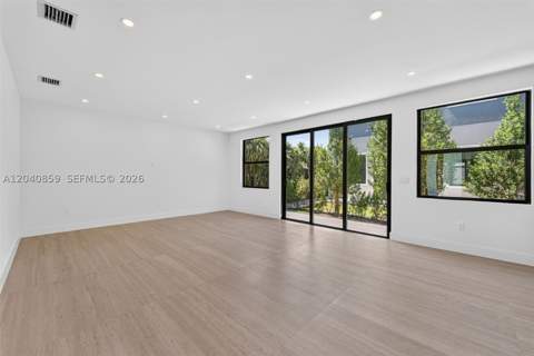 2240 SW 13th St, Miami FL - photo 13 of 35