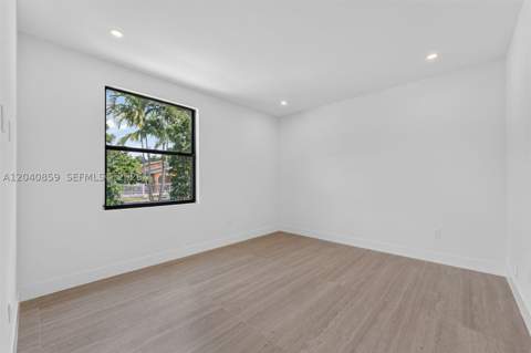 2240 SW 13th St, Miami FL - photo 15 of 35