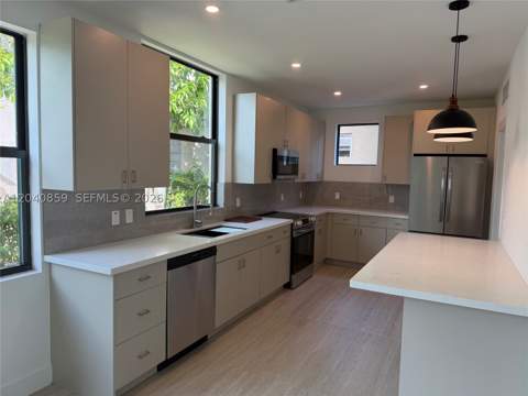 2240 SW 13th St, Miami FL - photo 8 of 35