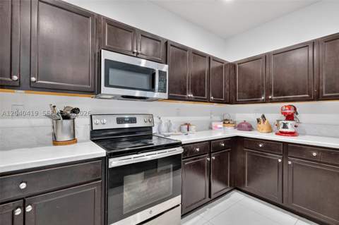 11418 SW 250th St, Homestead FL - photo 10 of 45