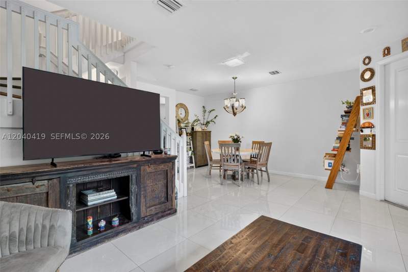 3 bedroom Townhouse at 11418 SW 250th St, Coco Palm Estates, Homestead — photo 5