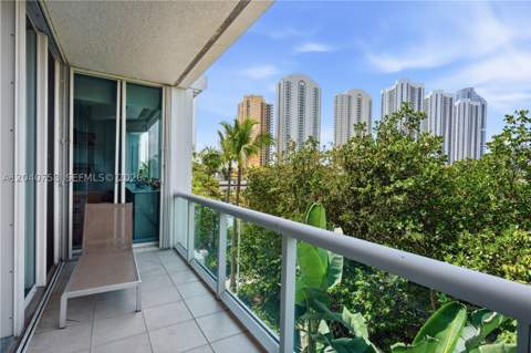 16400 Collins Ave Th-4, Sunny Isles Beach FL - photo 22 of 45