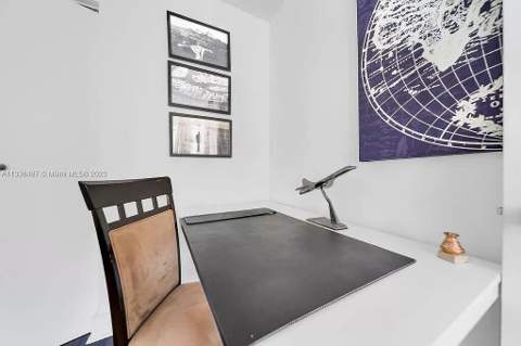 1881 Washington Avenue 2g, Miami Beach FL - photo 24 of 40