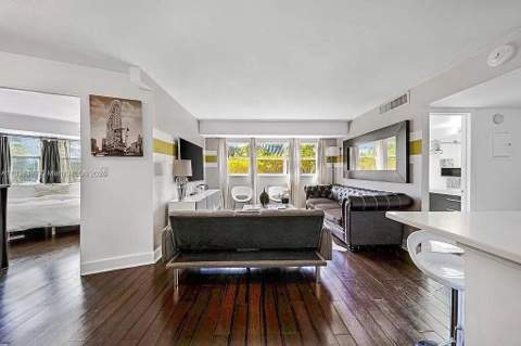 1881 Washington Avenue 2g, Miami Beach FL - photo 8 of 40