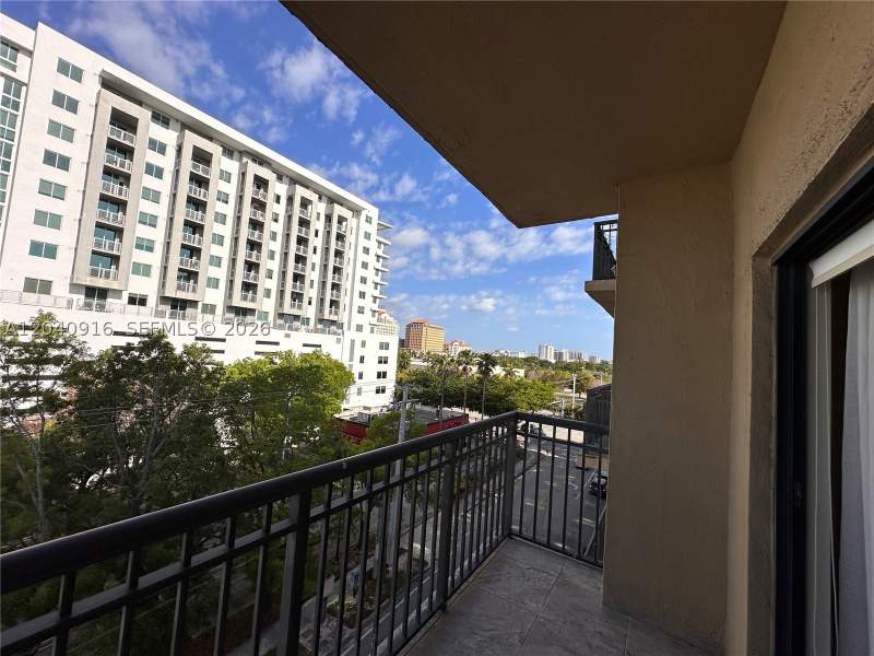 2 bedroom Condominium at 3590 Coral Way 611, Keystone Villas Condo, Miami — photo 2
