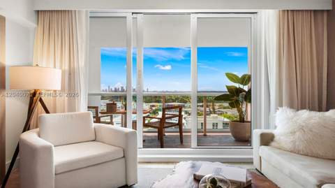 102 24 1545, Miami Beach FL - photo 11 of 54