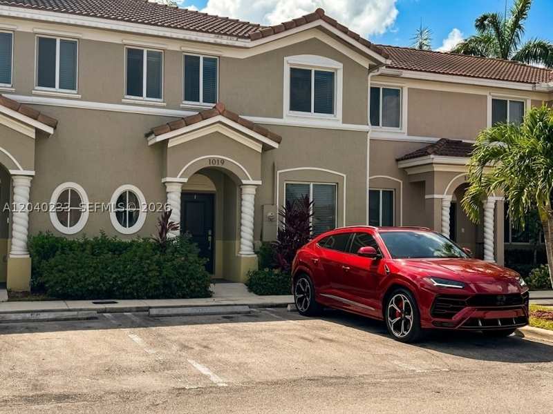 4 bedroom Townhouse at 1019 SE 24th Ter, Towns At Seascape, Homestead — photo 1