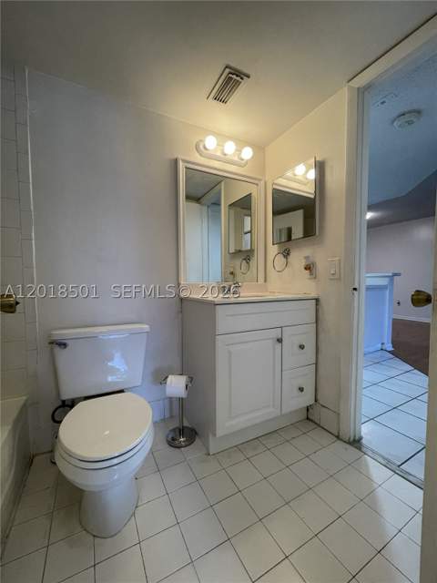 18890 NW 57th Ave 207, Hialeah FL - photo 11 of 16