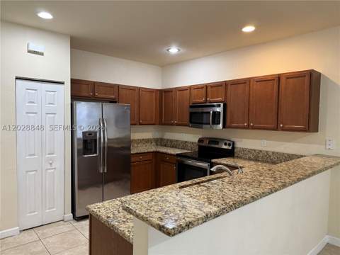 8923 W 35th Ave, Hialeah FL - photo 14 of 16