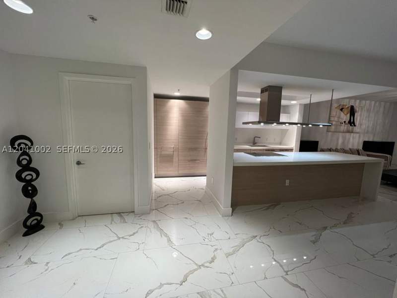 3 bedroom Condominium at 17301 Biscayne Blvd 206, Marina Palms Residences N, North Miami Beach — photo 5