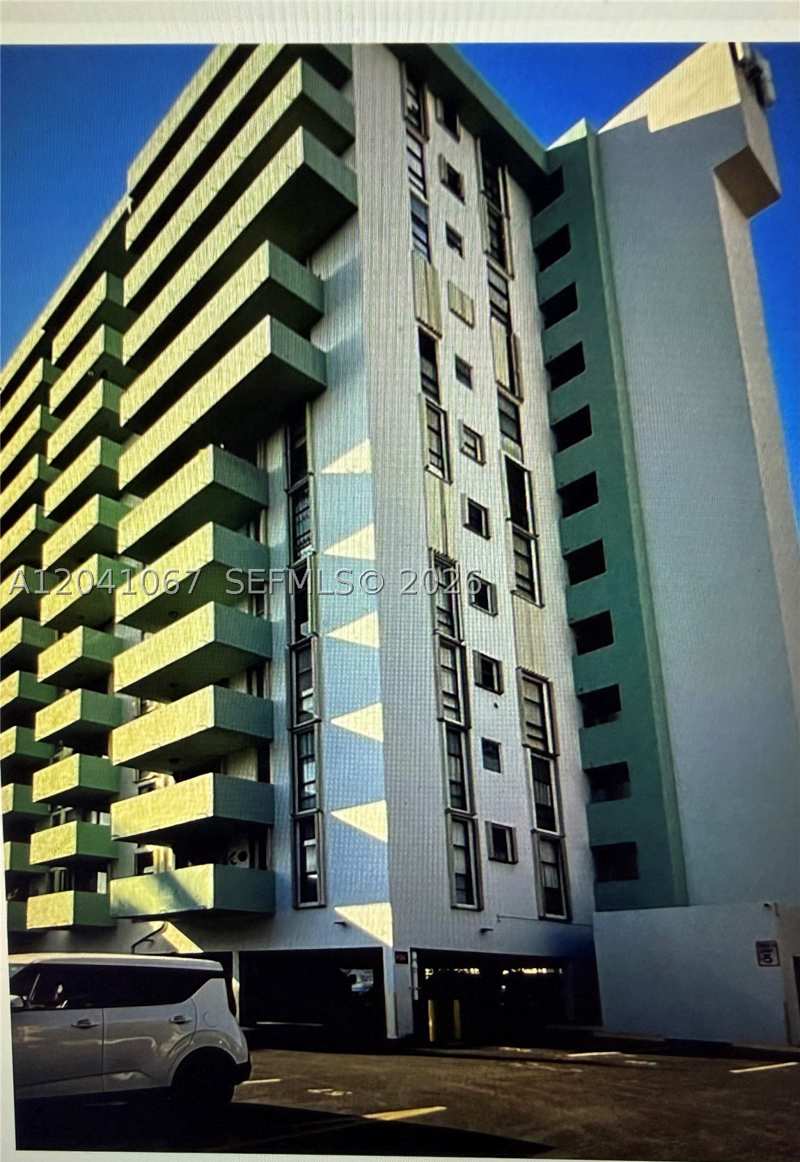 1 bedroom Condominium at 1825 W 44th Pl 707, Imperial Terraces Condo, Hialeah — photo 1