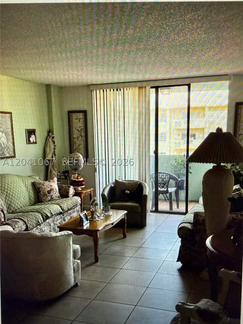 1825 W 44th Pl 707, Hialeah FL - photo 12 of 12