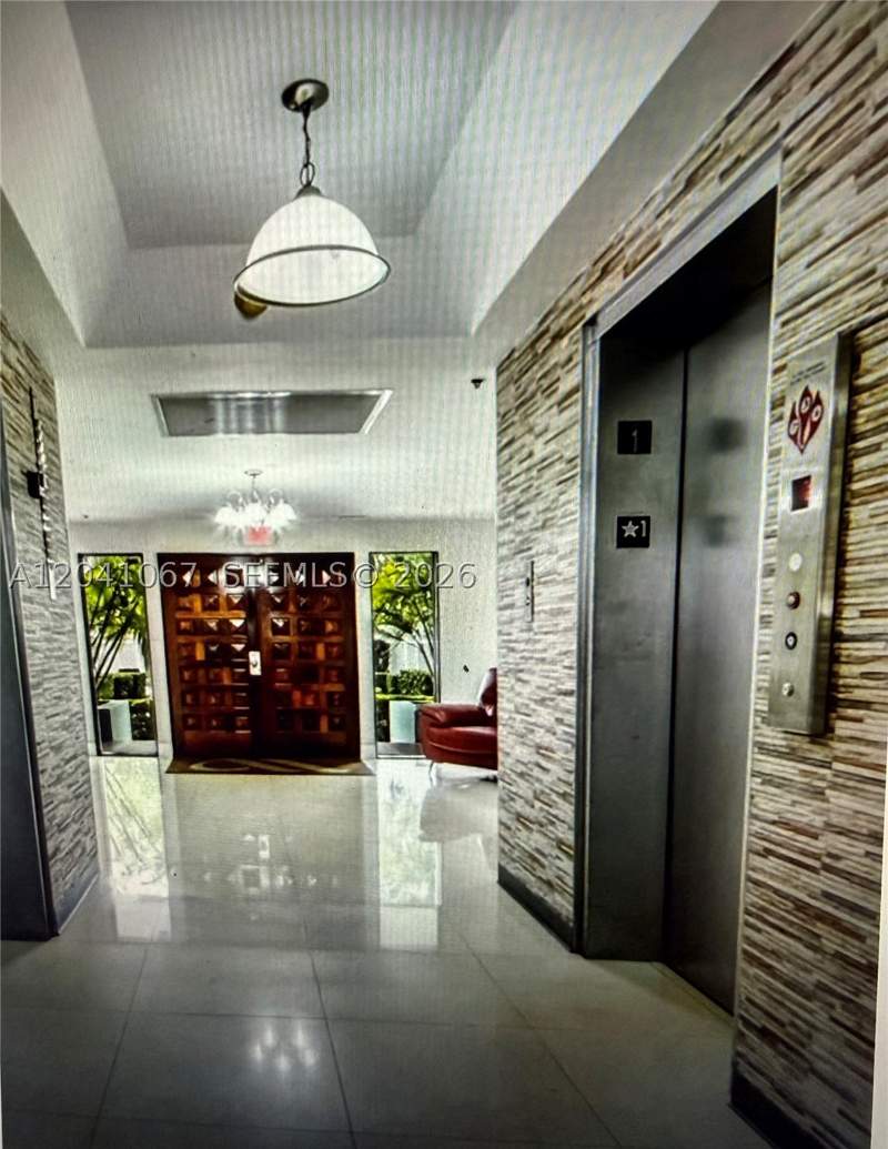 1 bedroom Condominium at 1825 W 44th Pl 707, Imperial Terraces Condo, Hialeah — photo 2