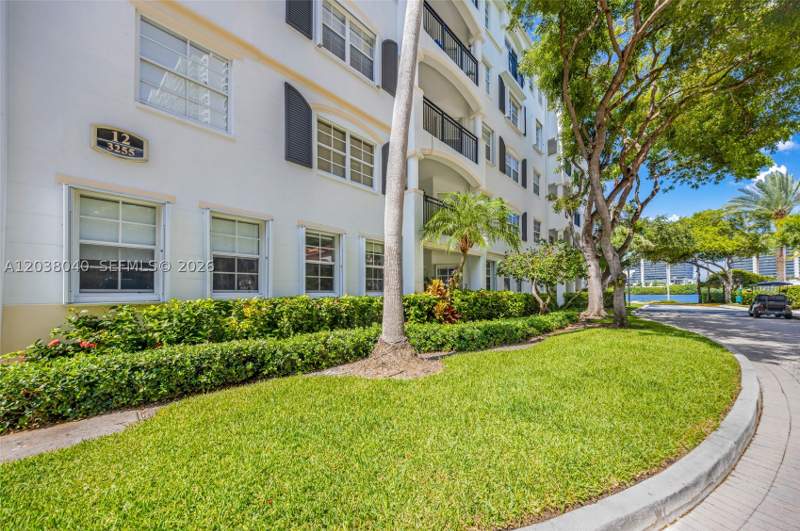 3 bedroom Condominium at 3255 NE 184th St 12112, Village By The Bay Condo, Aventura — photo 3