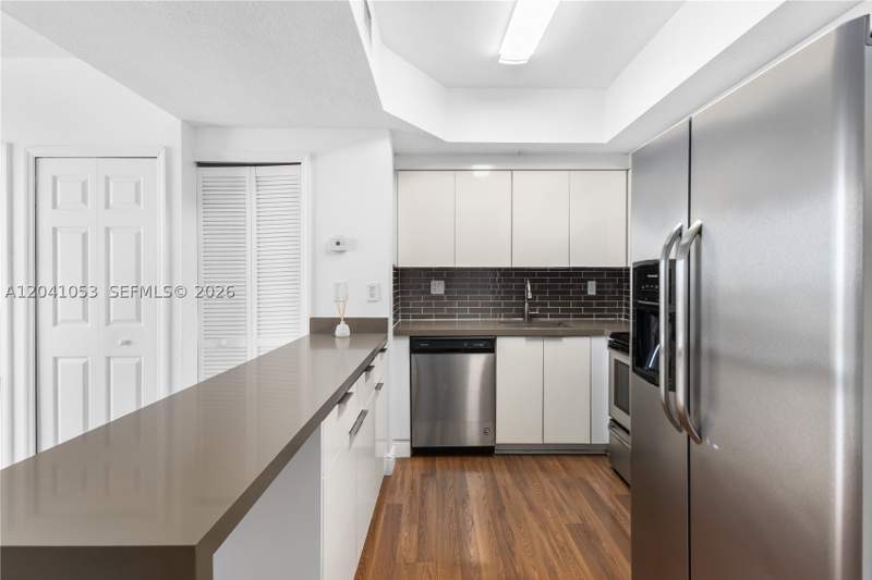 2 bedroom Condominium at 3500 Coral Way Ph 109 / 1509, Coral Plaza Of Miami Cond, Miami — photo 3