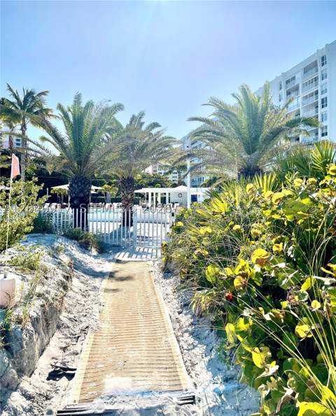 607 Ocean Dr 3K, Key Biscayne FL - photo 10 of 19