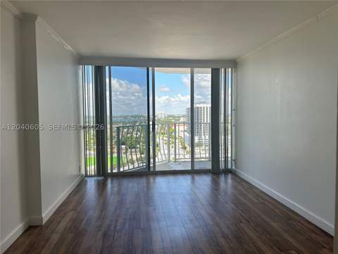 7601 E Treasure Dr 2104, North Bay Village FL - photo 23 of 45