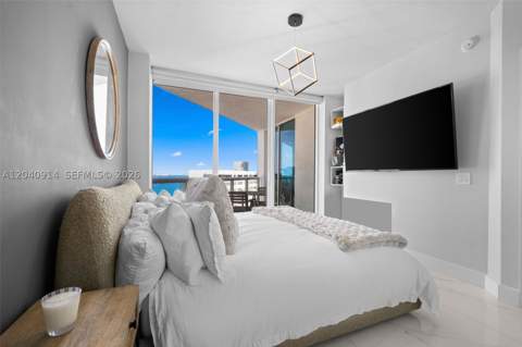 480 NE 30th St 904, Miami FL - photo 8 of 36