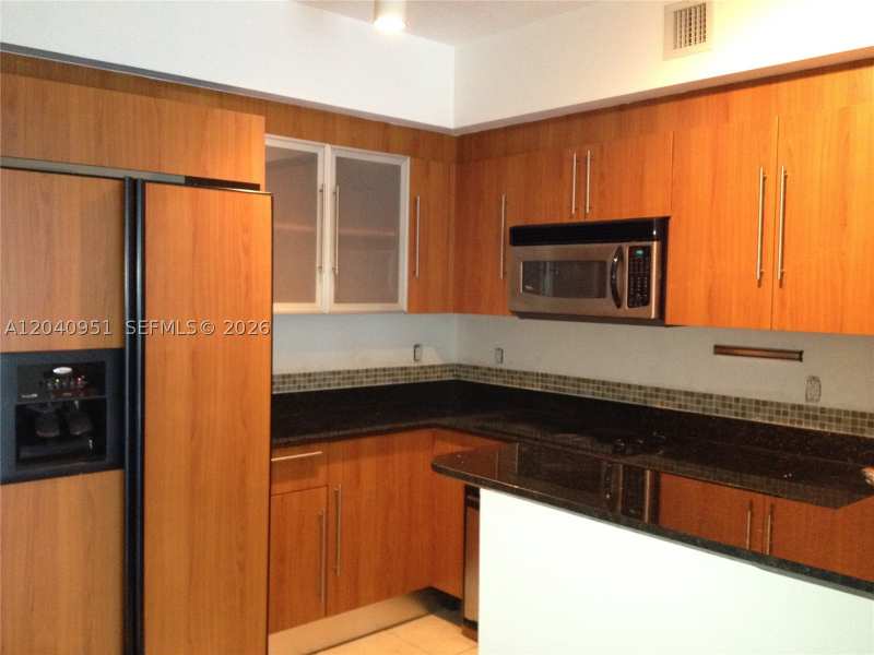 2 bedroom Condominium at 325 S Biscayne Blvd 1414, One Miami West Condo, Miami — photo 1